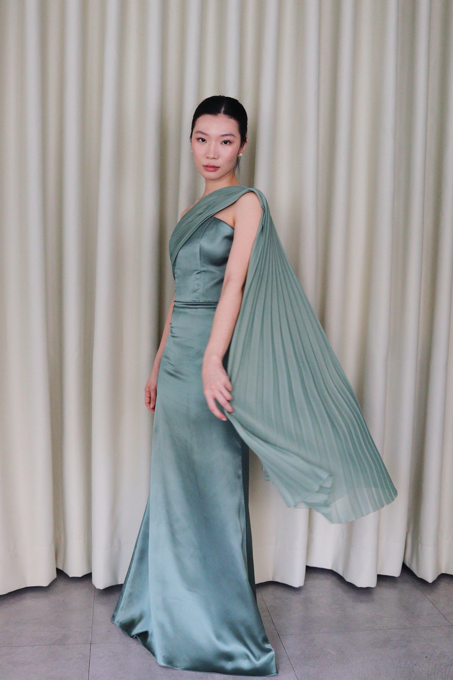 Cirosia One Shoulder Pleated Chiffon Dress
