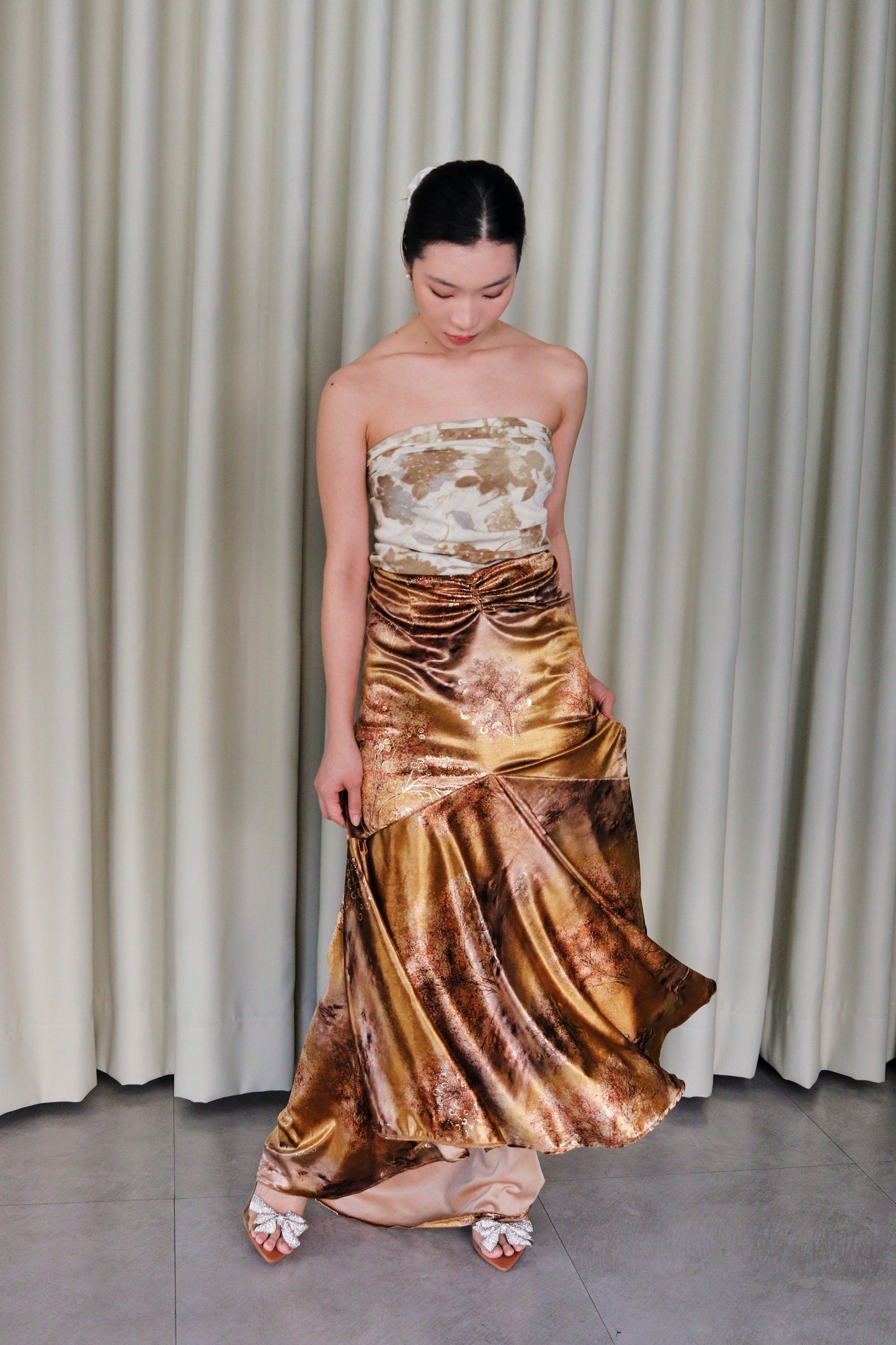 Syphaia Golden Velvet Dress