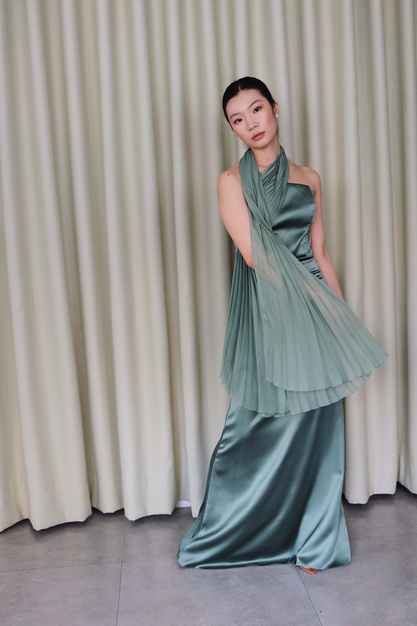 Cirosia One Shoulder Pleated Chiffon Dress