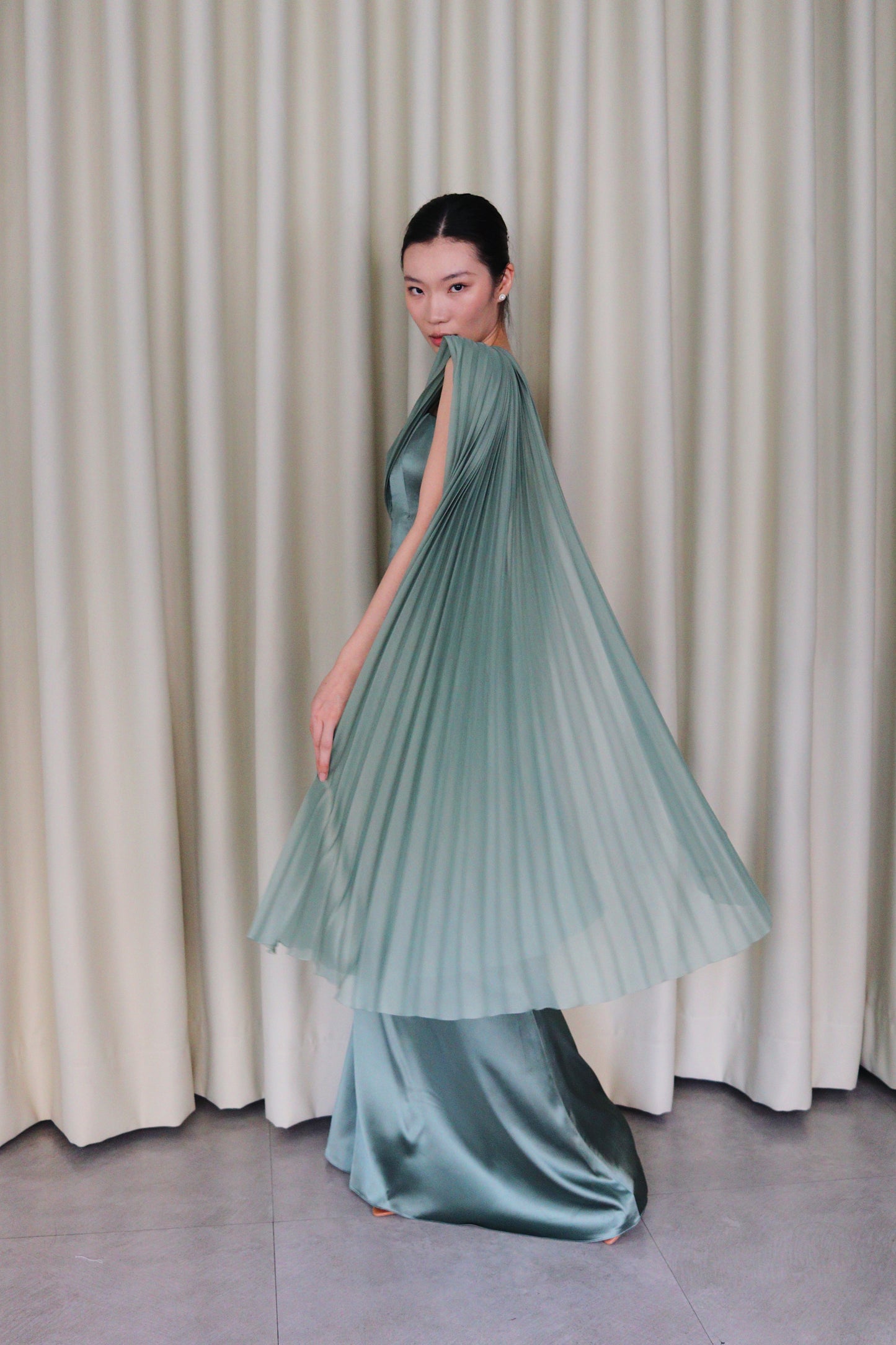 Cirosia One Shoulder Pleated Chiffon Dress